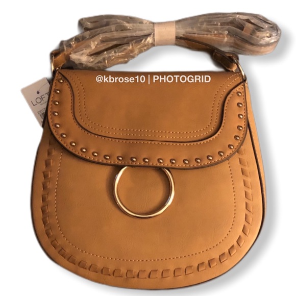 ‼️SOLD‼️Gorgeous Camel Studded Crossbody Bag - Picture 2 of 7